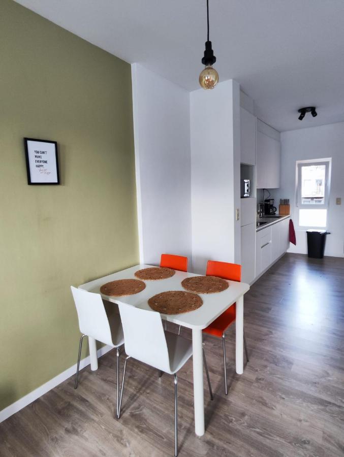 Gezellig Appartement Op Het Bruisende Zuid. Antwerpen Bagian luar foto